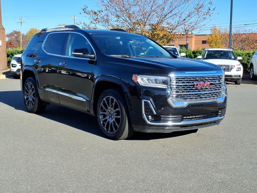 2023 Gmc Acadia Denali photo 3