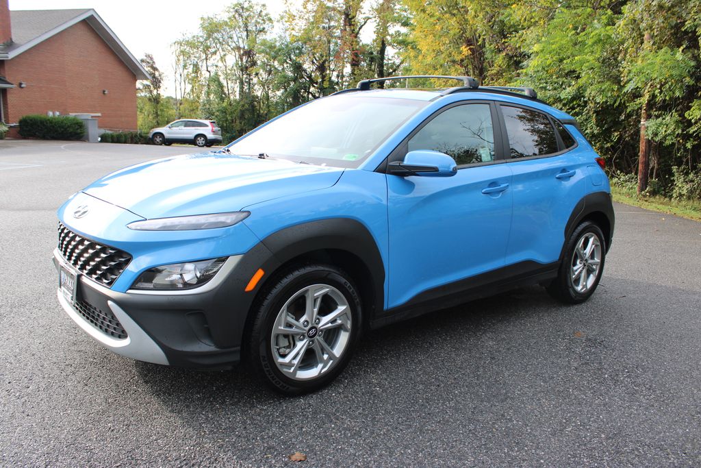 2022 Hyundai Kona SEL photo 4