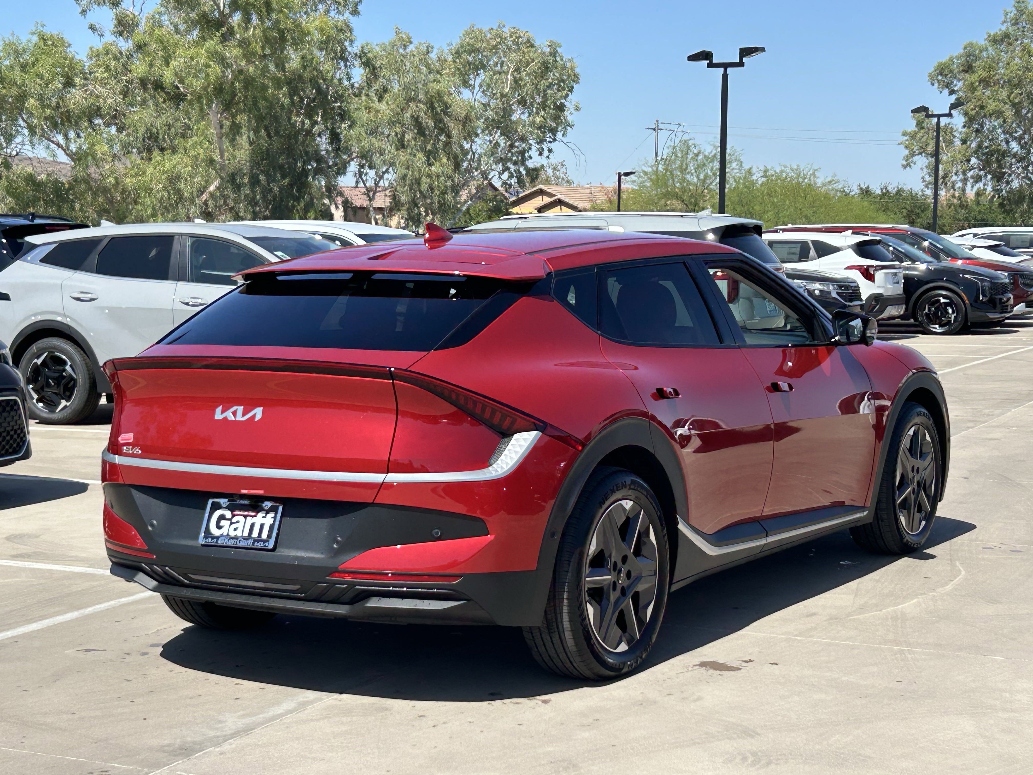 2025 Kia EV6 Light photo 4