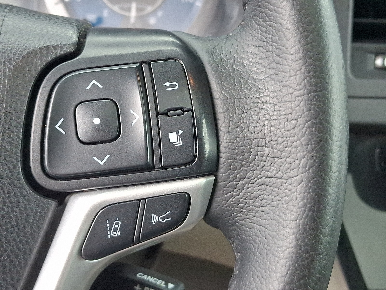 2020 Toyota Sienna XLE photo 26