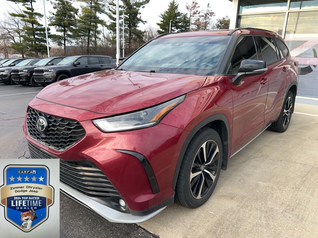 2021 Toyota Highlander XSE's photo