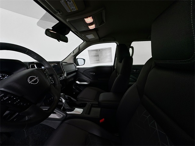 2025 Nissan Frontier SV photo 18