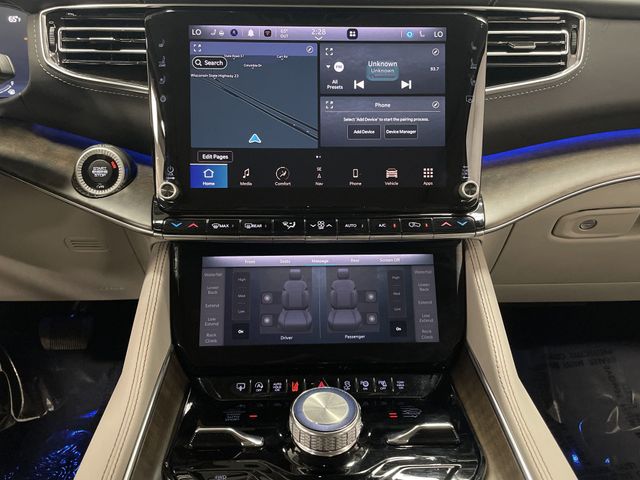 2023 Jeep Grand Wagoneer L Base photo 8