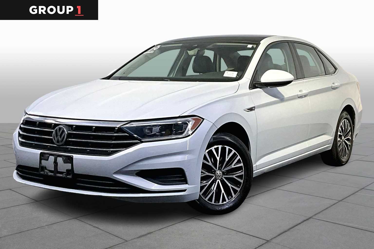 2019 Volkswagen Jetta SEL's photo