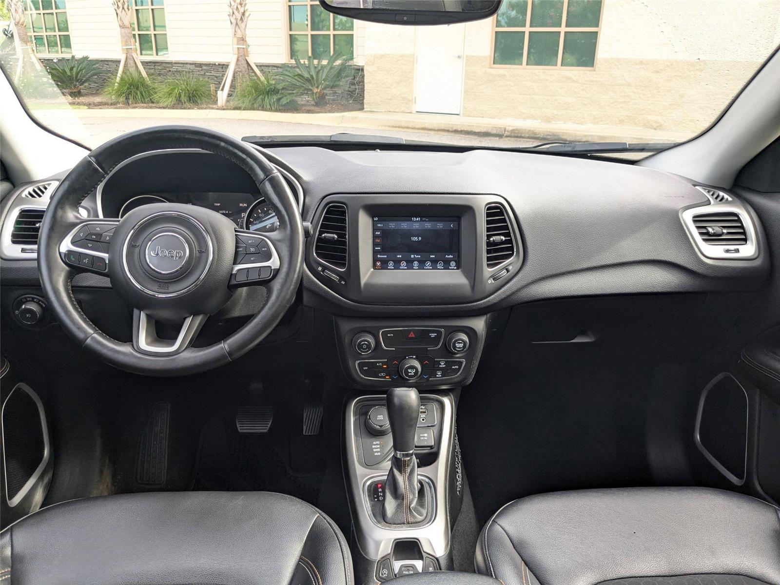 2017 Jeep Compass Latitude photo 23