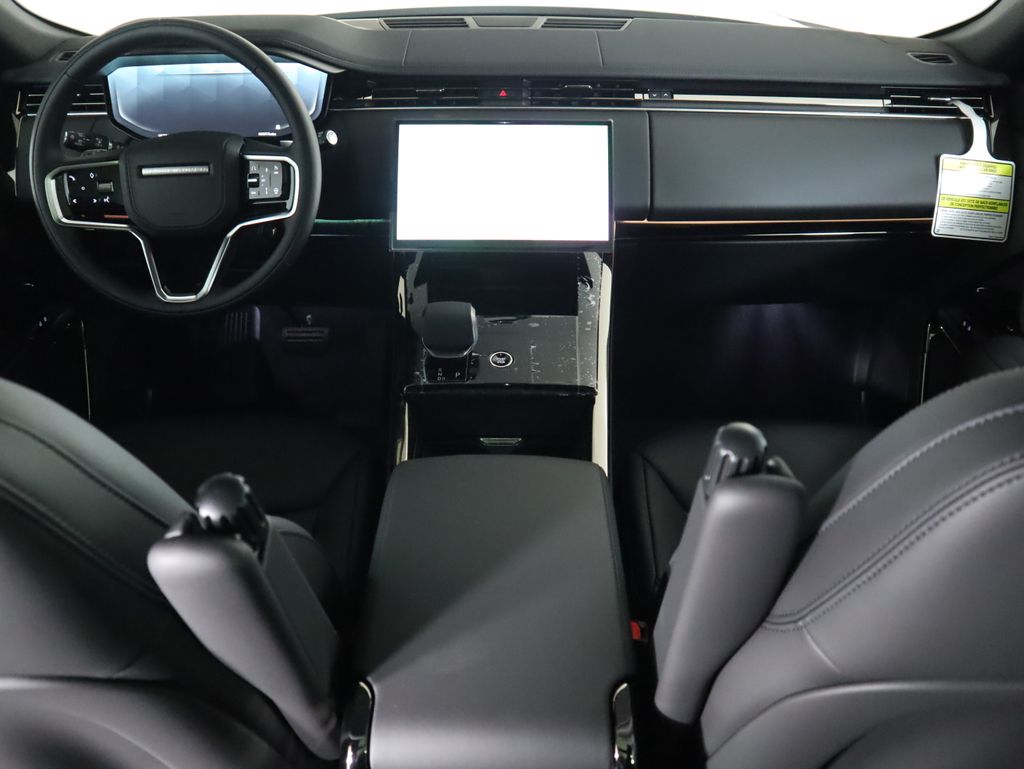 2025 Land Rover Range Rover Sport SE photo 14