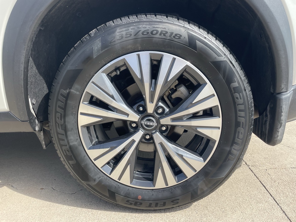 2023 Nissan Rogue SV photo 20