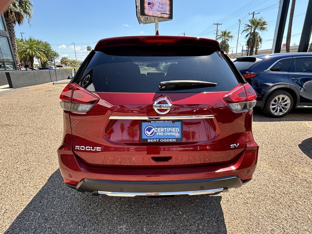 2020 Nissan Rogue SV photo 6