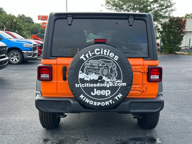 2025 Jeep Wrangler Sport S photo 4