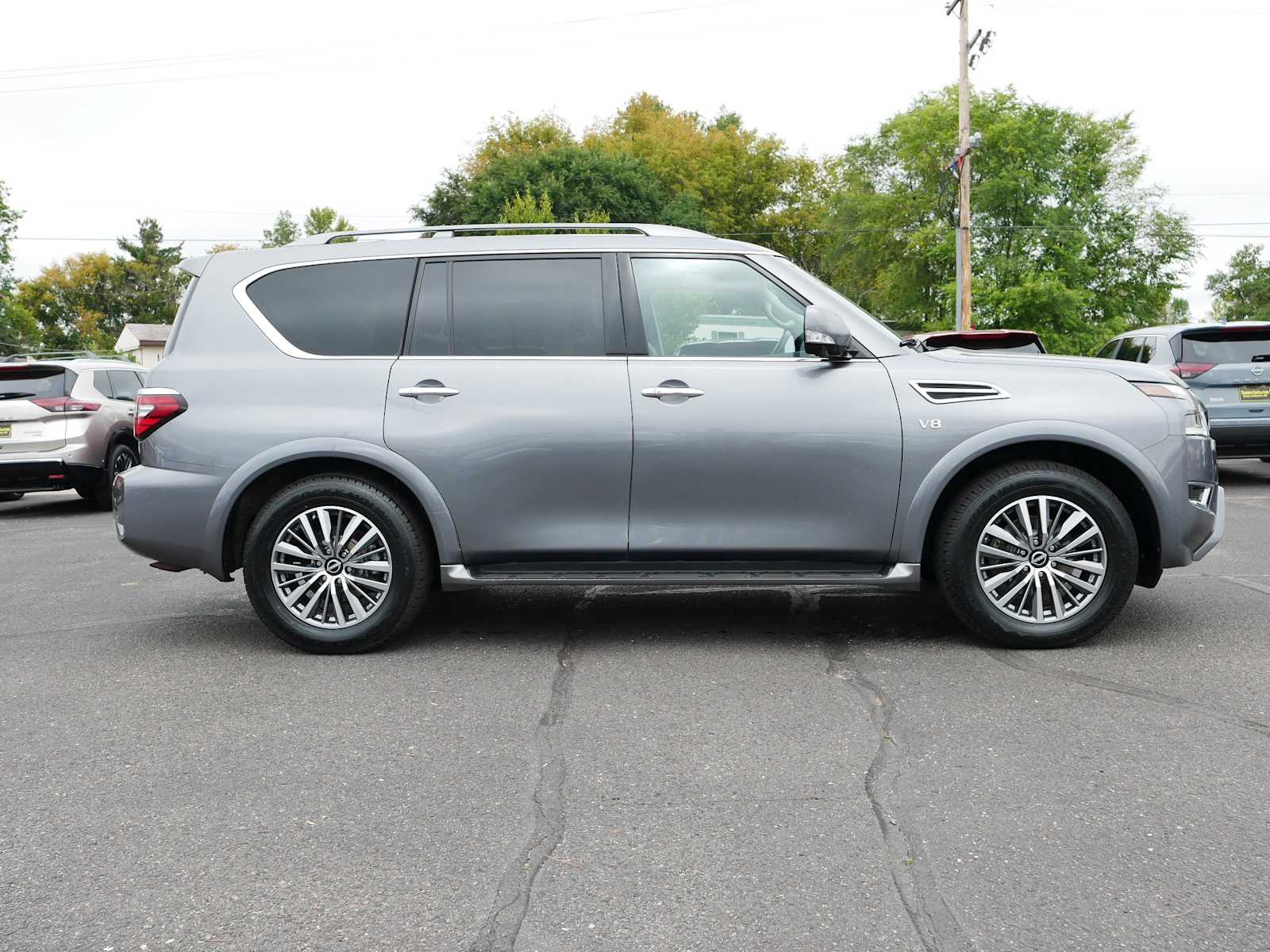 2021 Nissan Armada SL photo 8