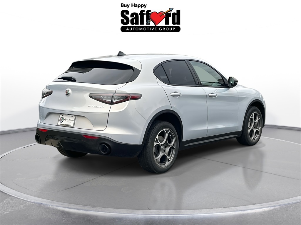 2025 Alfa Romeo Stelvio Sprint Base photo 8