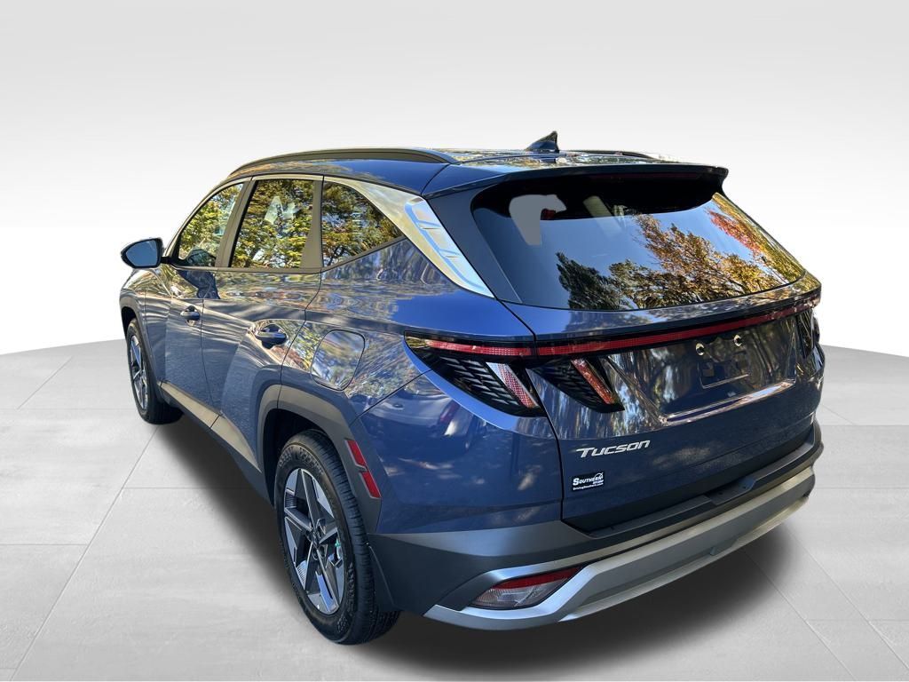 2025 Hyundai Tucson SEL Convenience photo 2