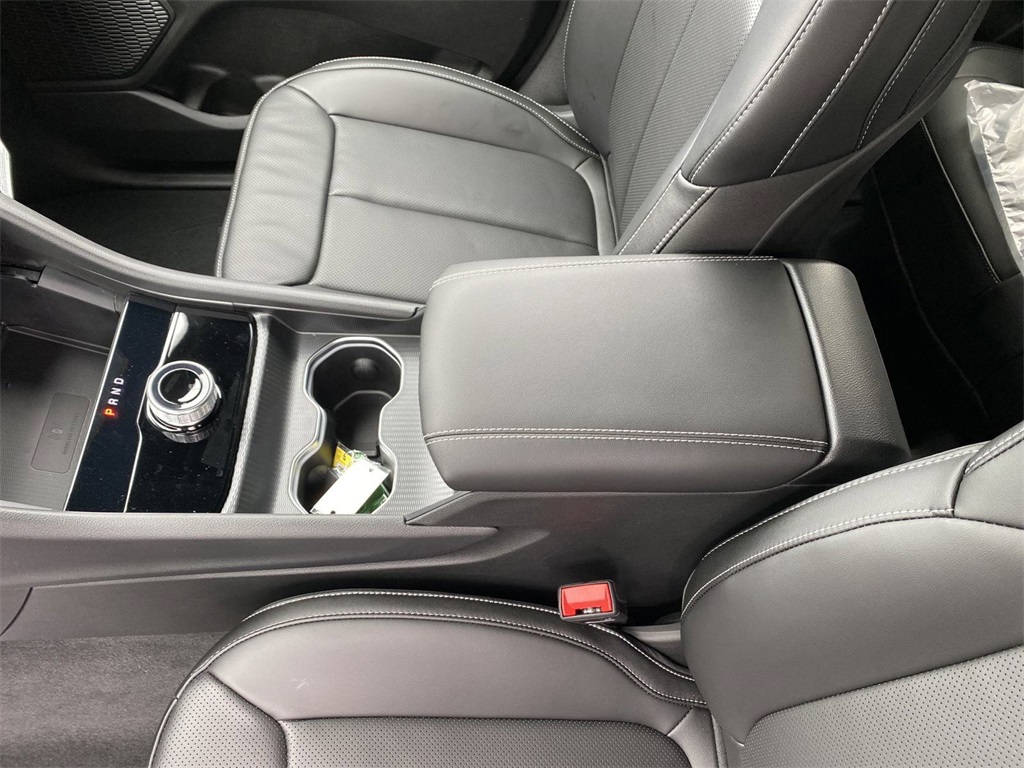 2025 Jeep Grand Cherokee Limited photo 27