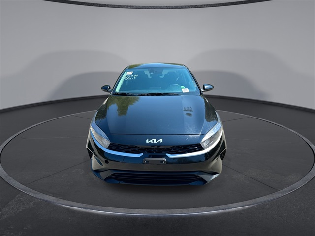 2023 Kia Forte LXS photo 3