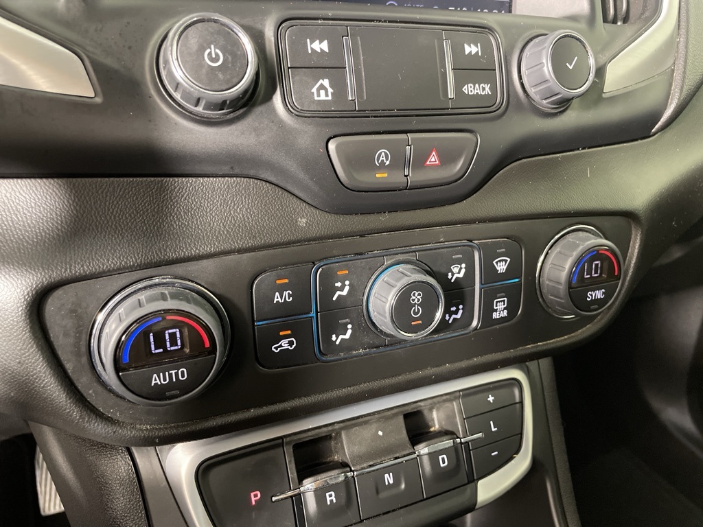 2024 Gmc Terrain SLT photo 29