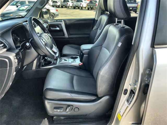 2024 Toyota 4Runner SR5 Premium photo 3