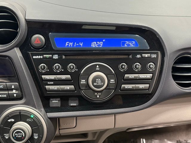 2010 Honda Insight LX photo 17
