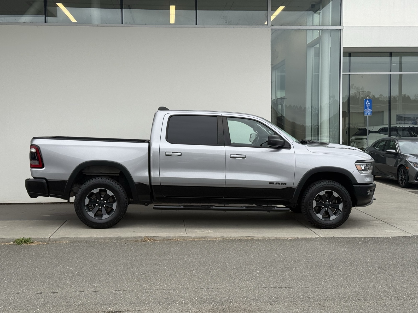 2019 Ram 1500 Rebel photo 8