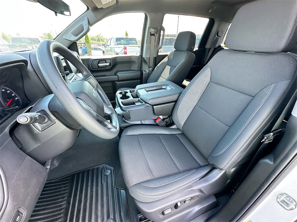 2025 Chevrolet Silverado 1500 Custom Trail Boss photo 13