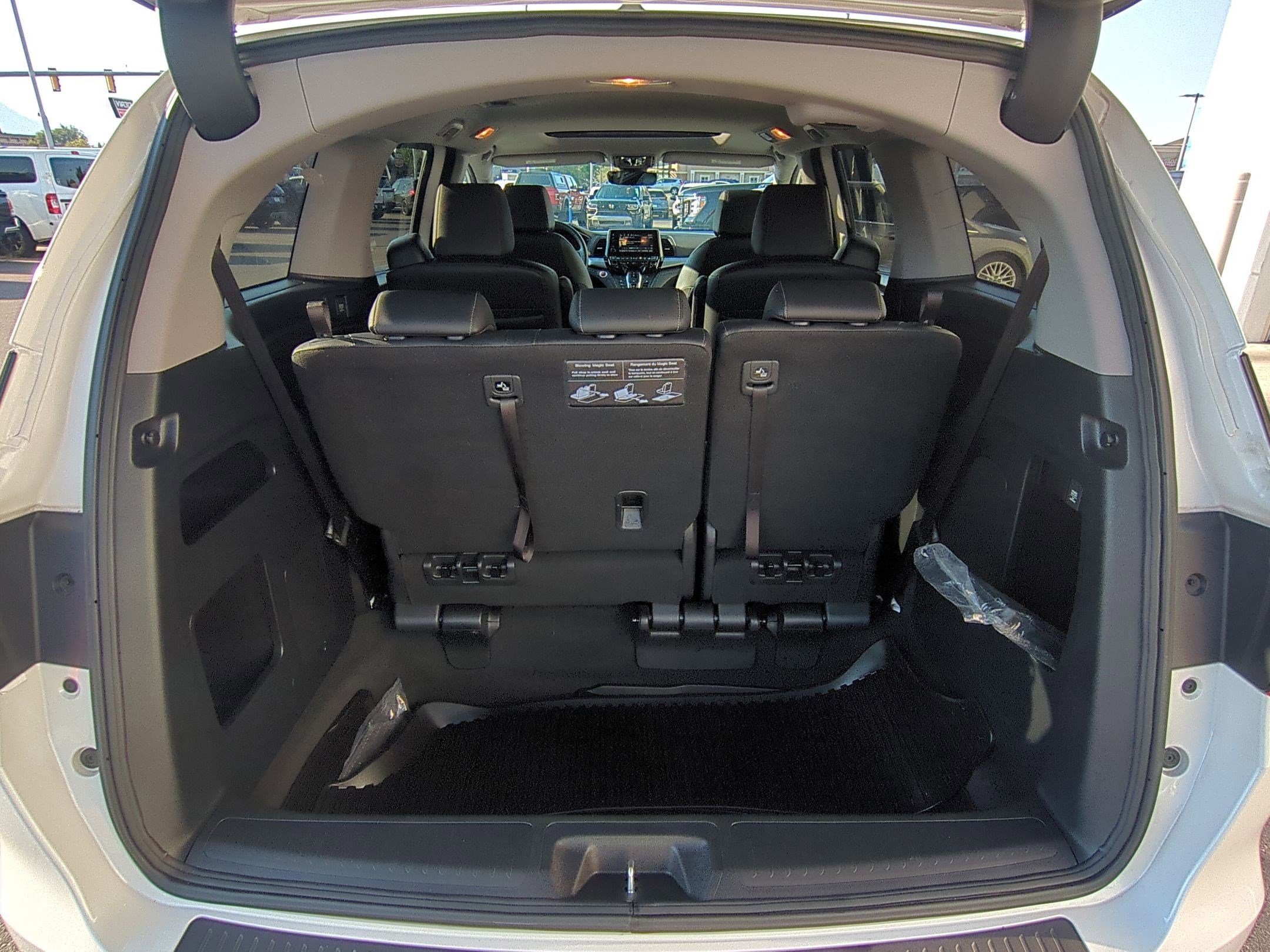 2024 Honda Odyssey EX-L photo 29