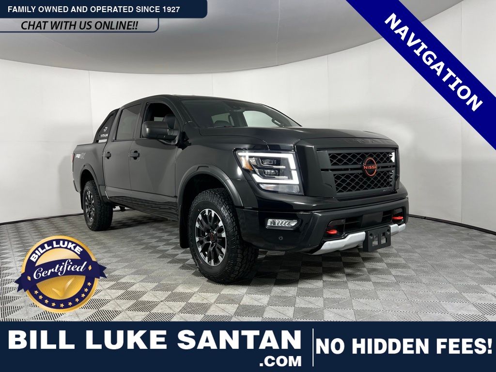 2023 Nissan Titan PRO-4X's photo