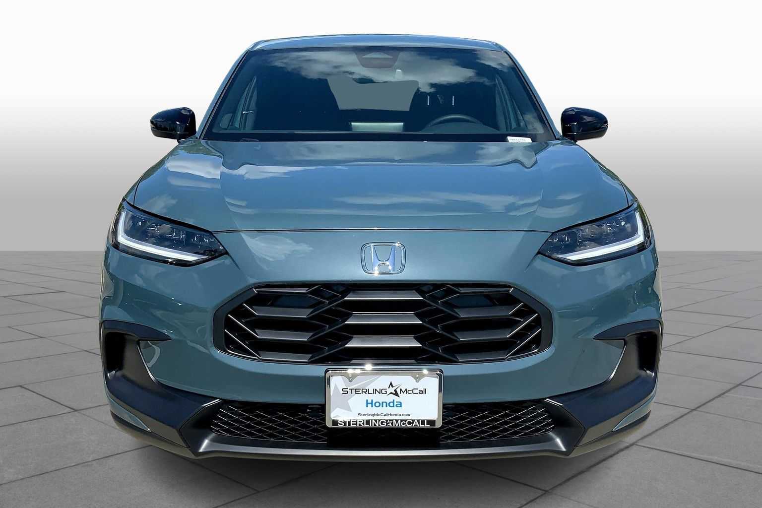 2026 Honda HR-V Sport photo 3