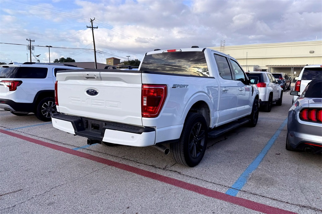 2023 Ford F-150 XLT photo 3