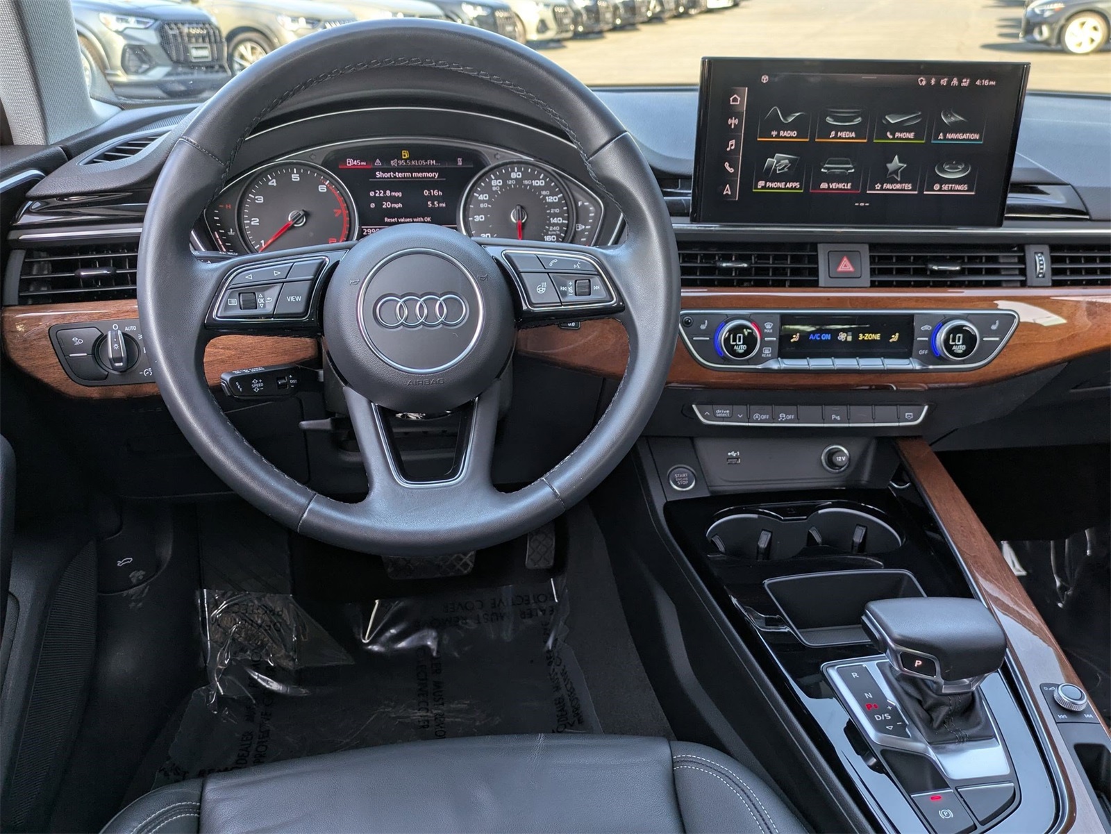 2023 Audi A4 40 Premium Quattro photo 3