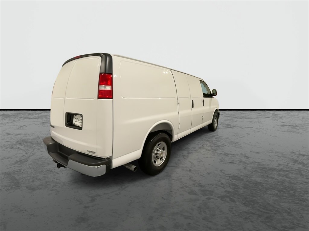 2025 Chevrolet Express Cargo 2500 photo 5