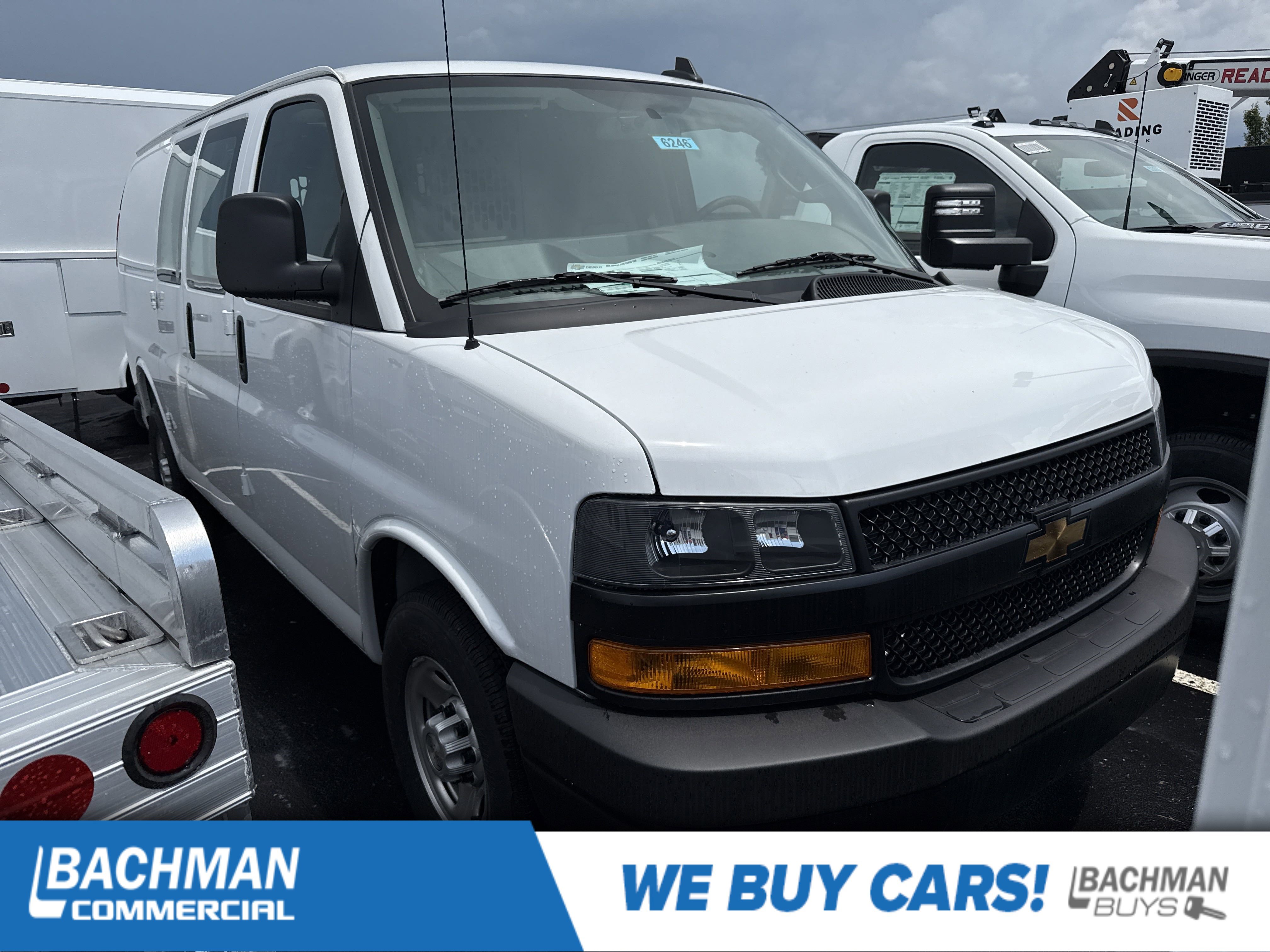 2025 Chevrolet Express Cargo Work Van's photo