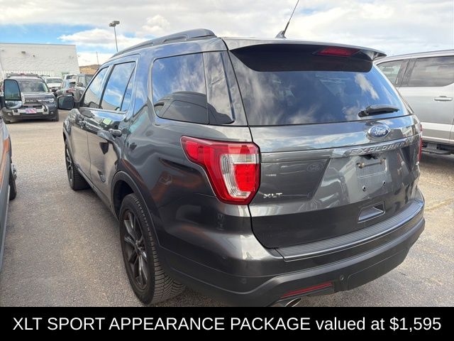 2019 Ford Explorer XLT photo 4