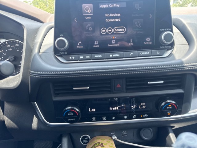 Used 2023 Caspian Blue Metallic Nissan SV image 37