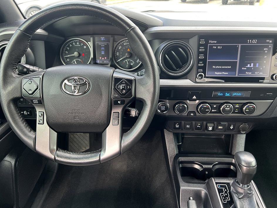 2023 Toyota Tacoma TRD Off-Road photo 17