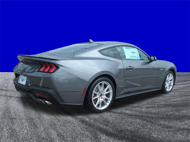 2025 Ford Mustang GT Premium photo 3