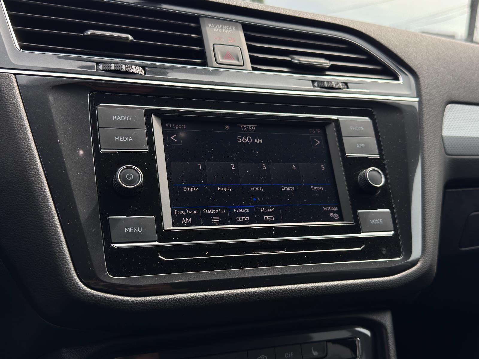 2022 Volkswagen Tiguan S photo 21
