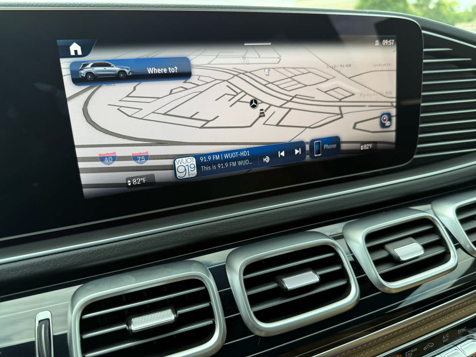 2026 Mercedes Benz GLE 450 4MATIC photo 16