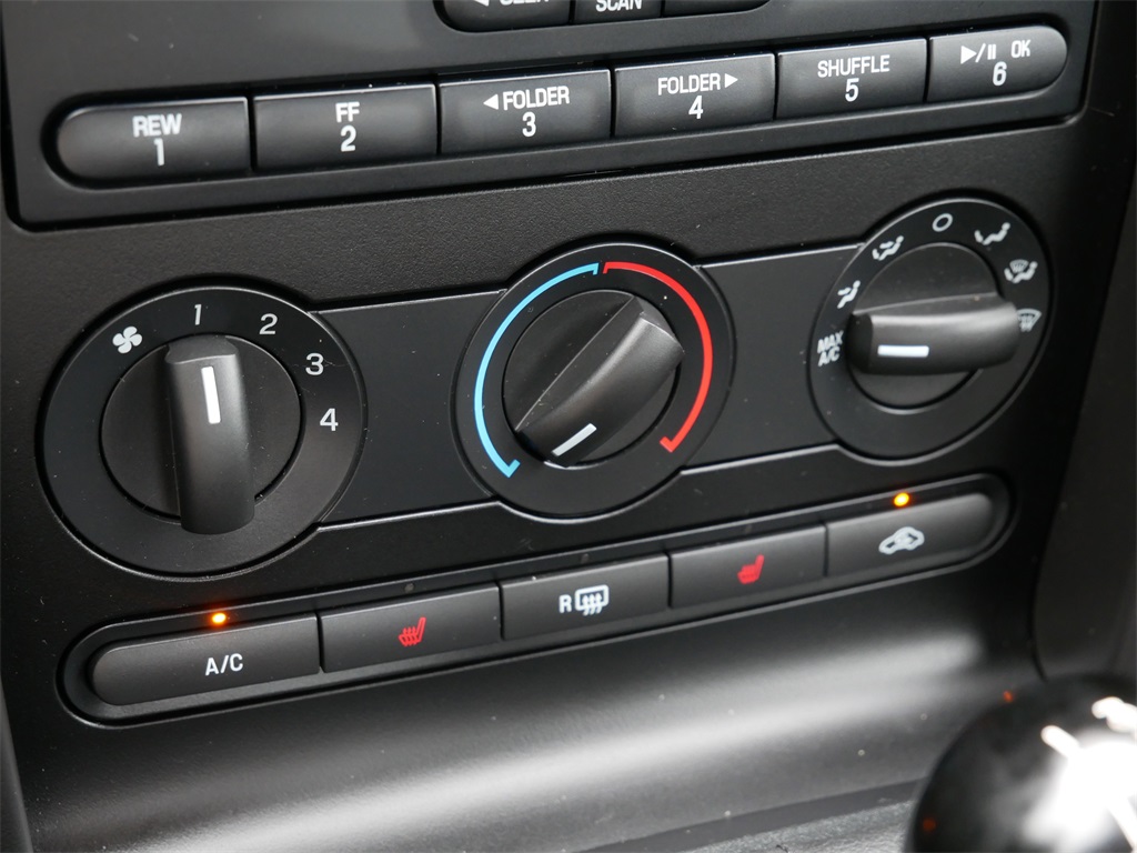 2008 Ford Mustang GT Premium photo 15