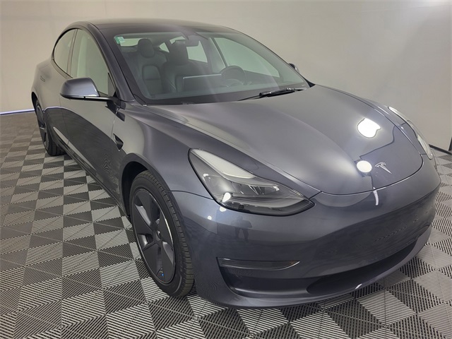 2023 Tesla Model 3 Long Range photo 3