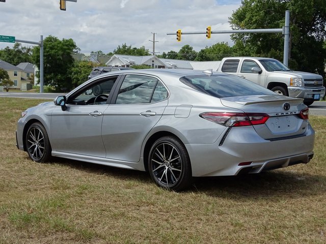 2024 Toyota Camry SE photo 5