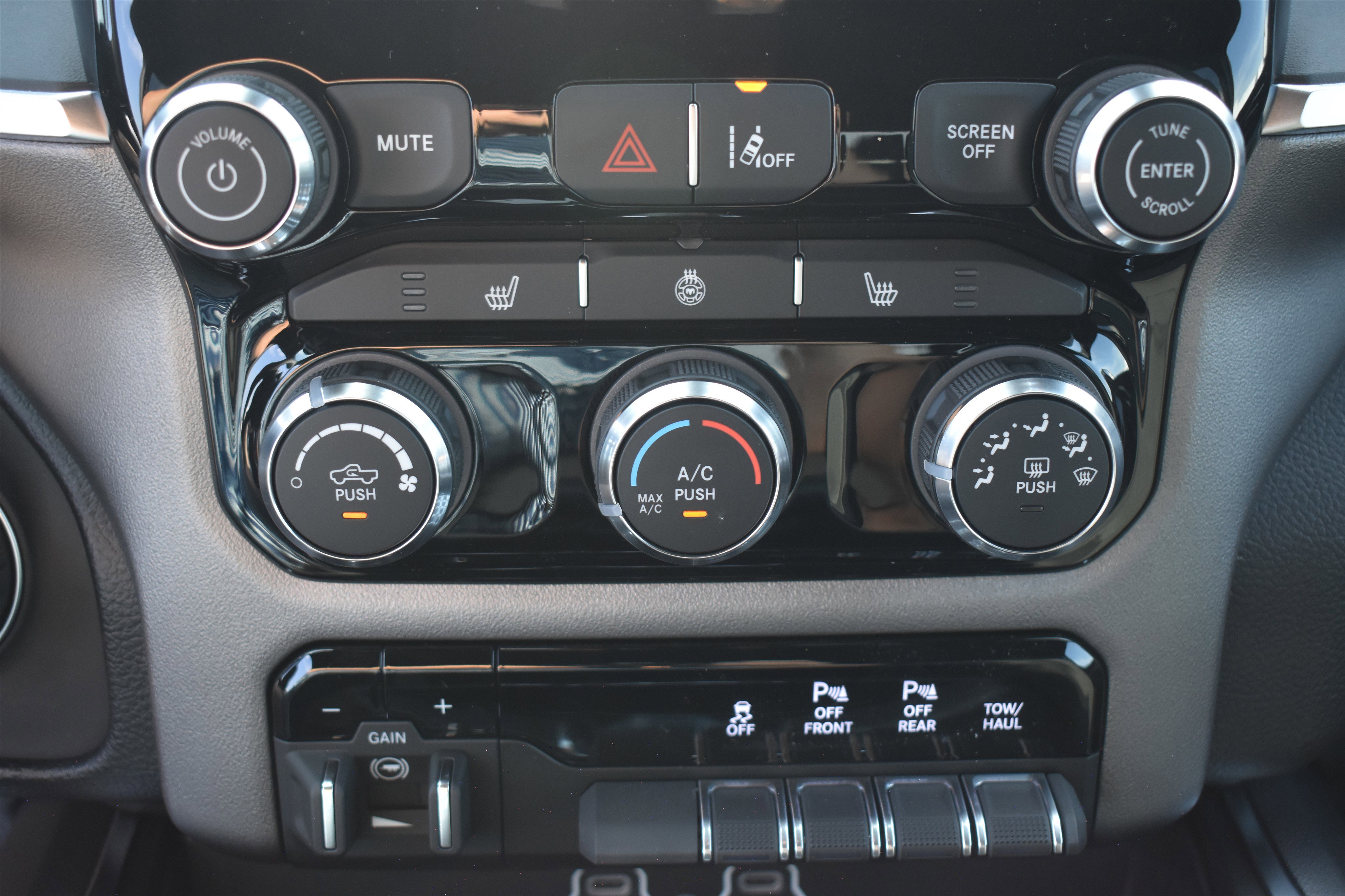 2026 Ram 1500 Big Horn photo 19