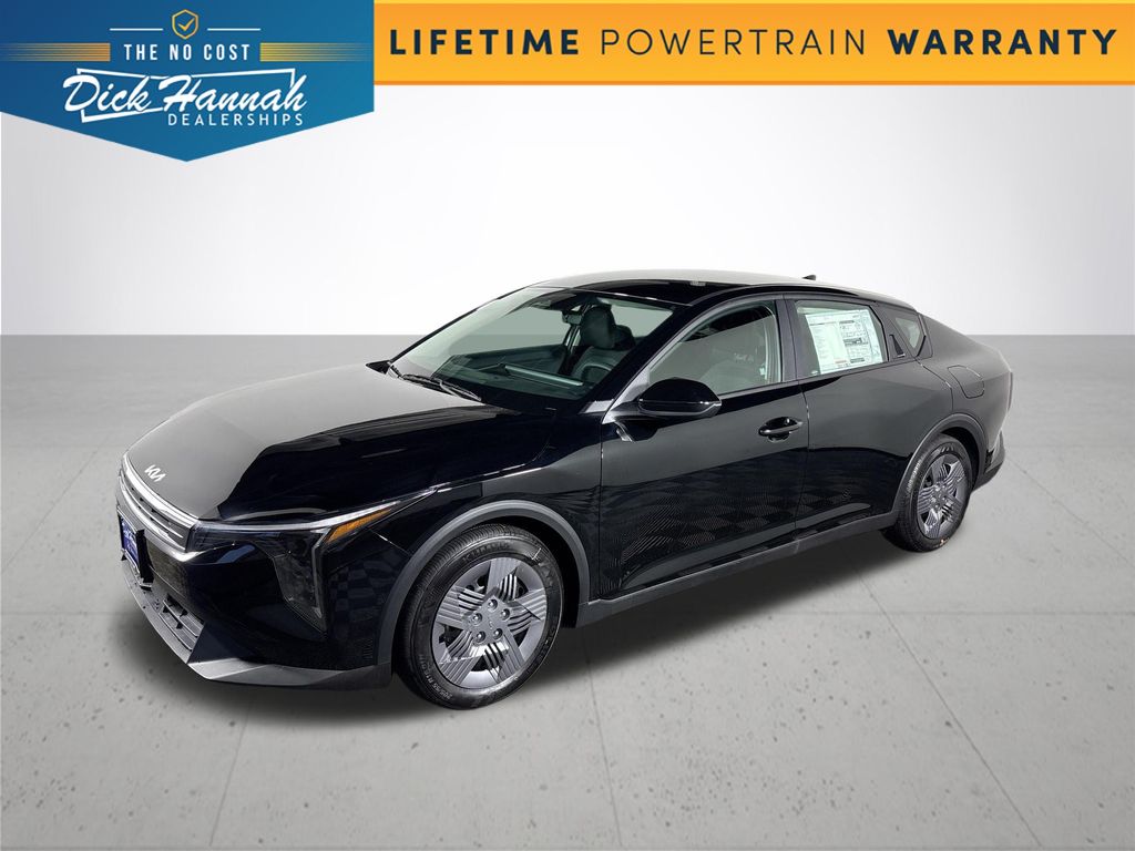 2025 Kia K4 LX's photo