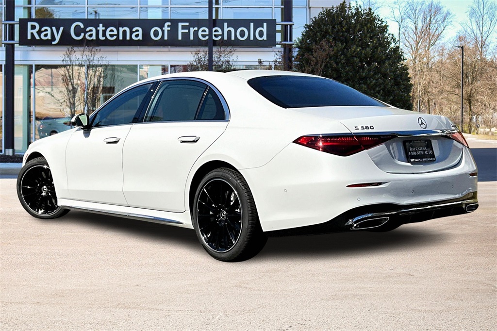 2026 Mercedes Benz S 580 4MATIC photo 2