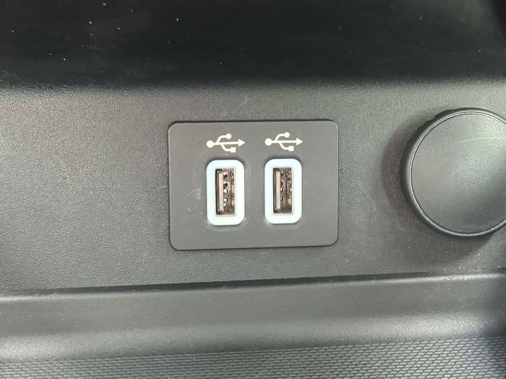 2020 Ford Fusion Titanium photo 22