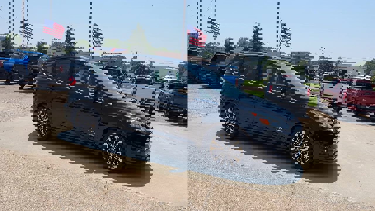 1FADP5FU8HL105342