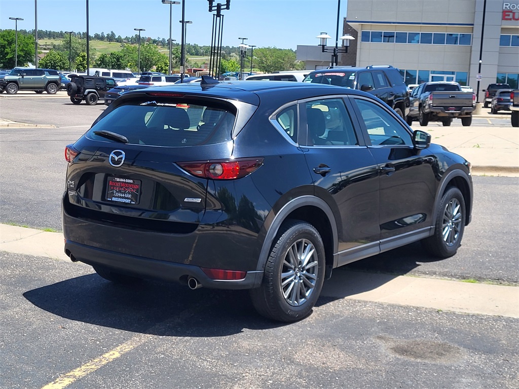 2017 Mazda CX-5 Sport photo 4
