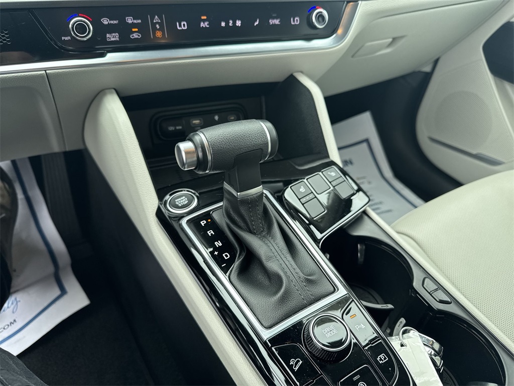 2024 Kia Sportage EX photo 25