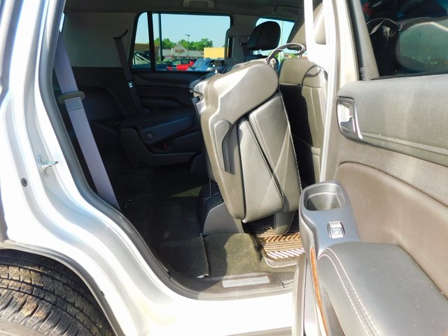 2017 Chevrolet Tahoe LT photo 33