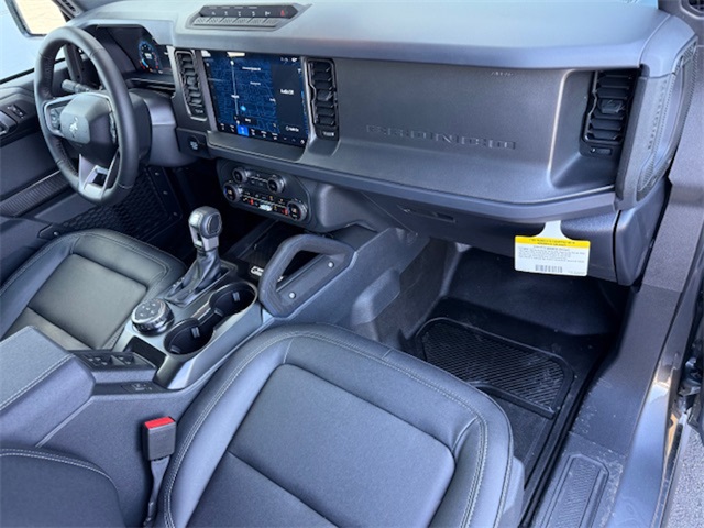 2025 Ford Bronco Badlands photo 16