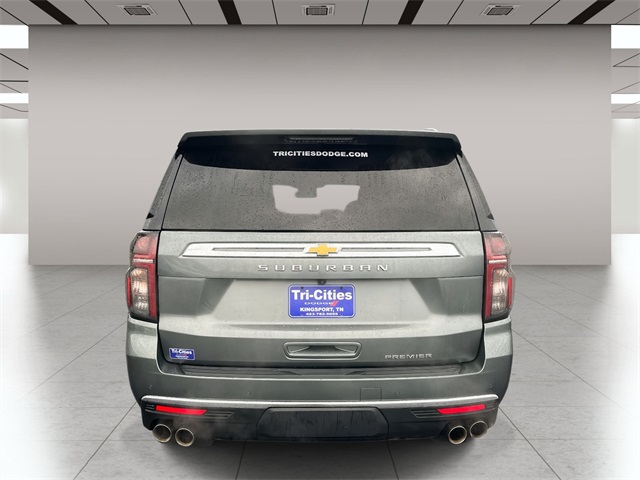 2023 Chevrolet Suburban Premier photo 4