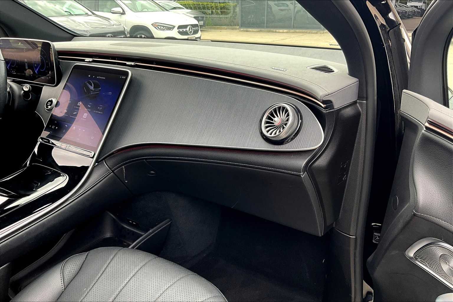 2023 Mercedes Benz EQE SUV 350 photo 16